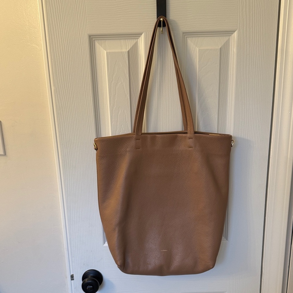 Cuyana Tall Easy Zipper Tote—excellent condition!